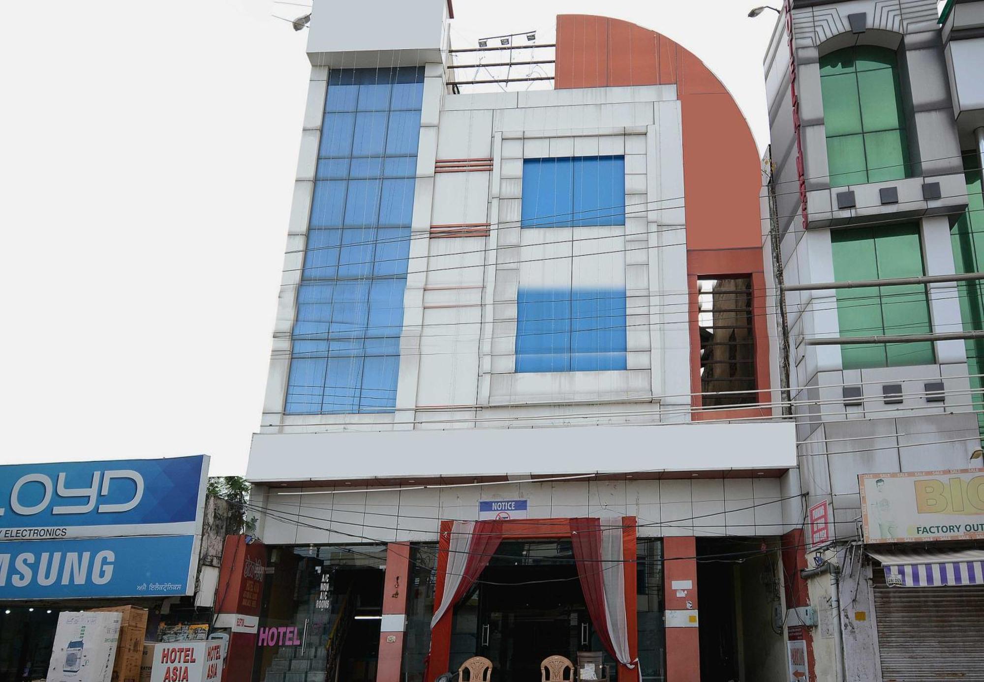 Hotel Asia Palace Pathānkot Extérieur photo