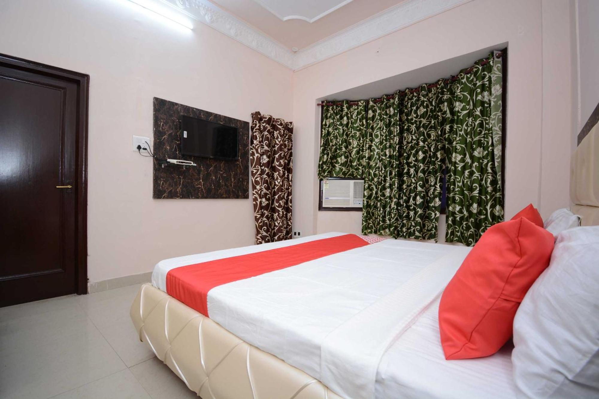 Hotel Asia Palace Pathānkot Extérieur photo