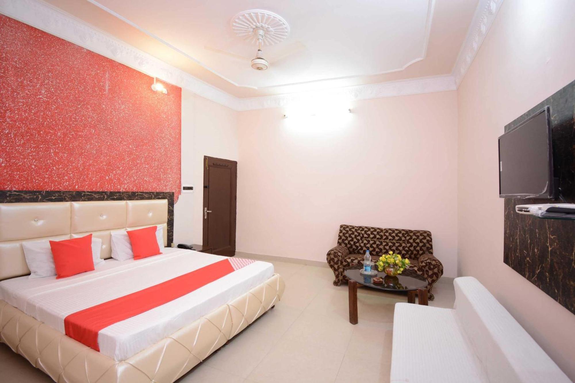 Hotel Asia Palace Pathānkot Extérieur photo