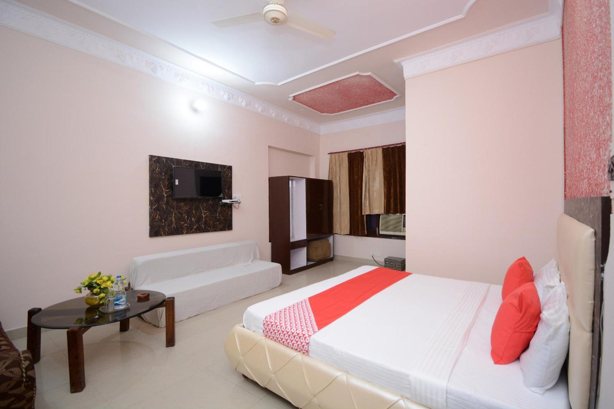 Hotel Asia Palace Pathānkot Extérieur photo